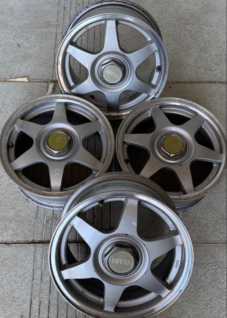 GT一R ネオヒス系当時ホイル 14インチPCD114.3/100-4H