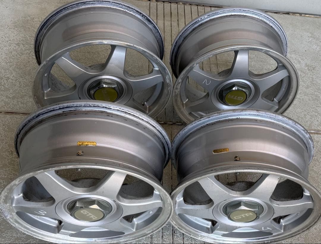GT一R ネオヒス系当時ホイル 14インチPCD114.3/100-4H
