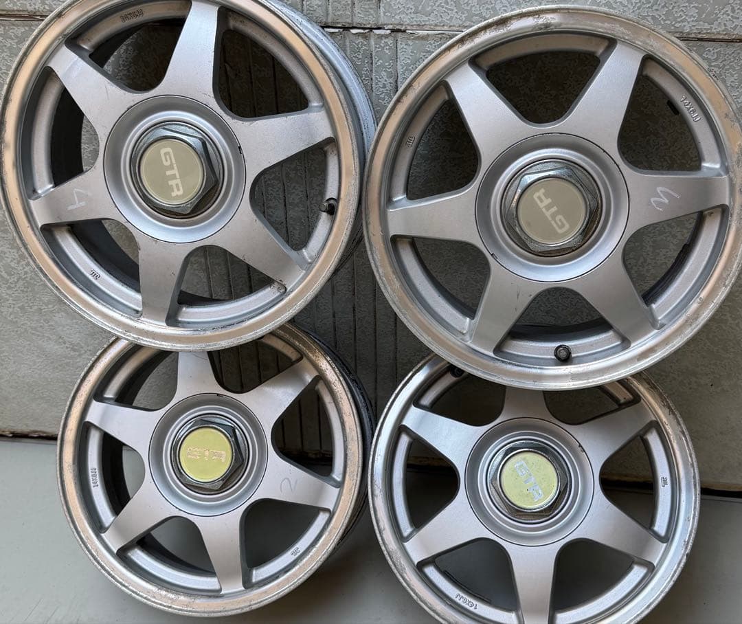 GT一R ネオヒス系当時ホイル 14インチPCD114.3/100-4H