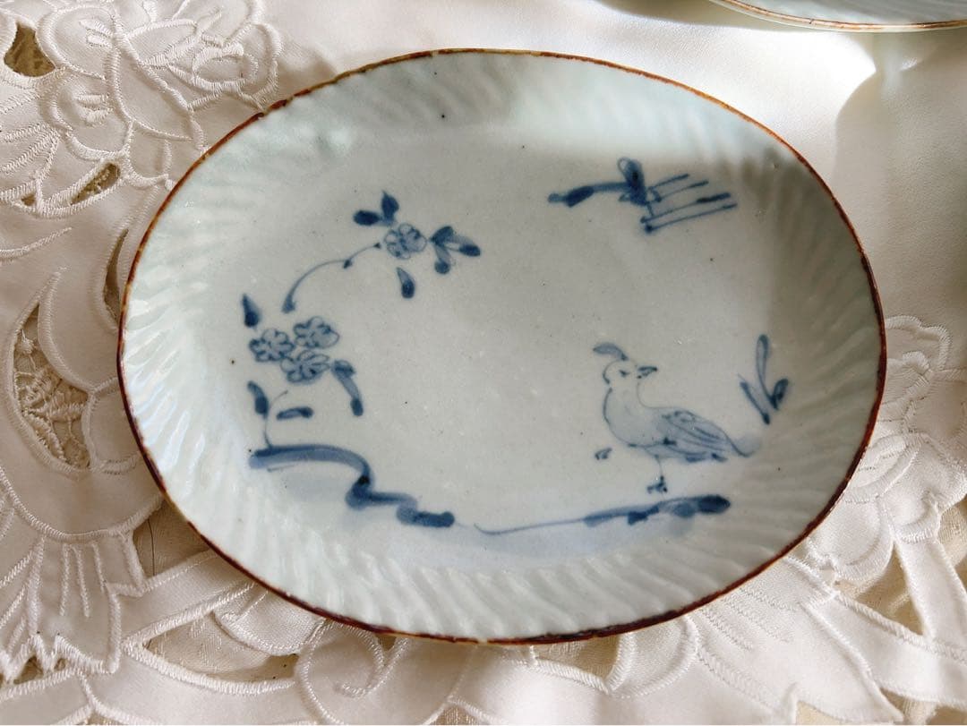 佐藤もも子　青い花と鳥の絵柄の皿 3枚セット