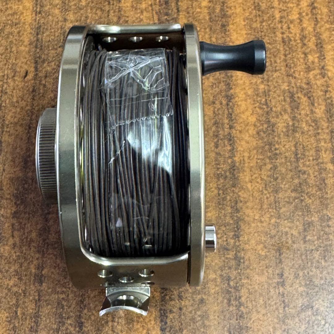 AIRFLO T7 5/7 フライリール 収納袋付き