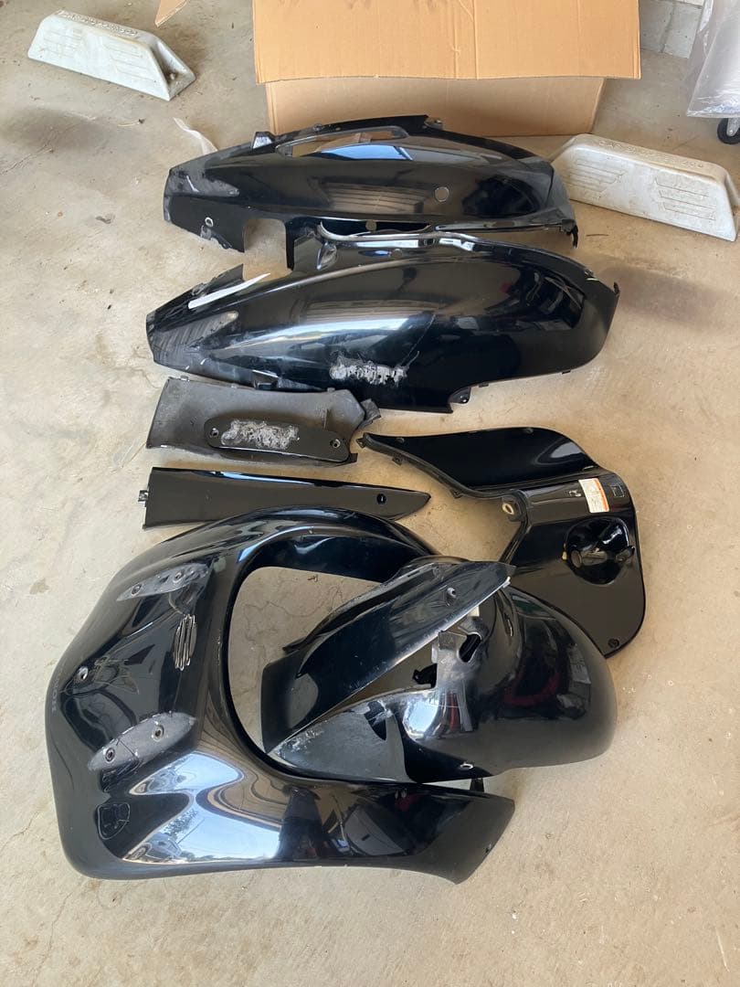 ホンダジョーカー　純正品　ブラック バイクカウルパーツセット