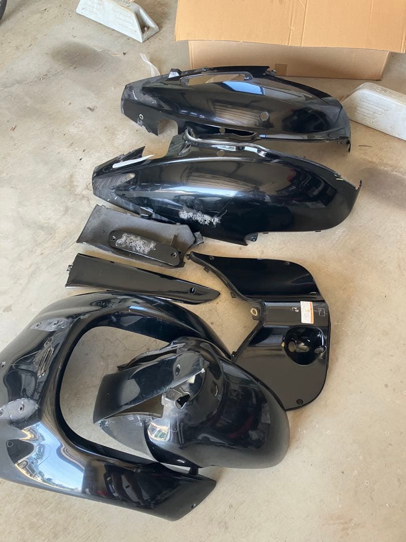 ホンダジョーカー　純正品　ブラック バイクカウルパーツセット