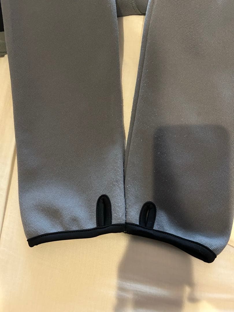 ルースイソンブラ　ジャージ上下セット