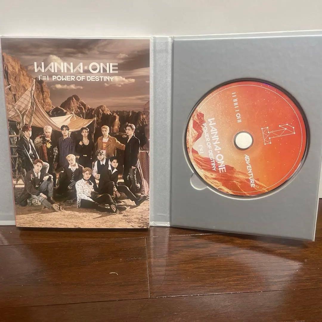 Wanna One 1^11=1 (Power Of Destiny) アルバム