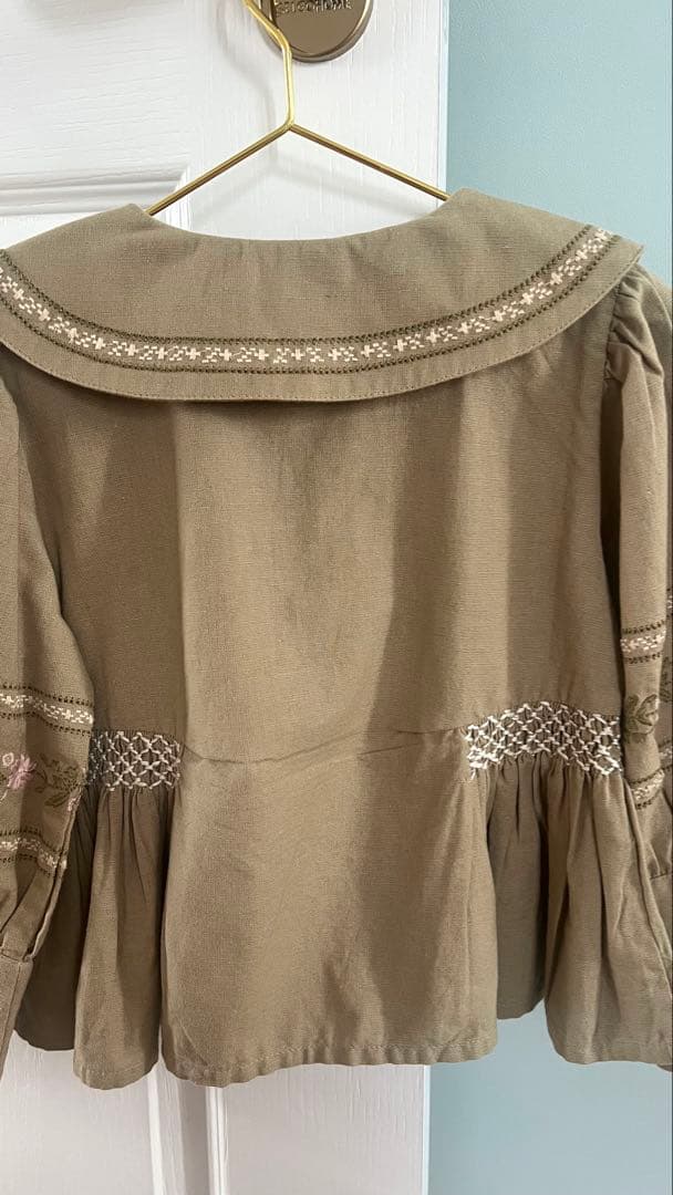 最終値下げApolina kids ブラウス 3-5y