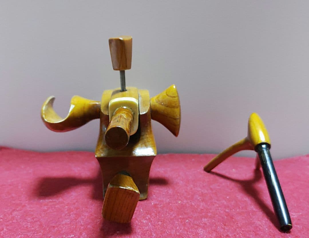 最終値下げ！ヘラブナ釣り万力★左右兼用欅大砲型万力★竿枕★205