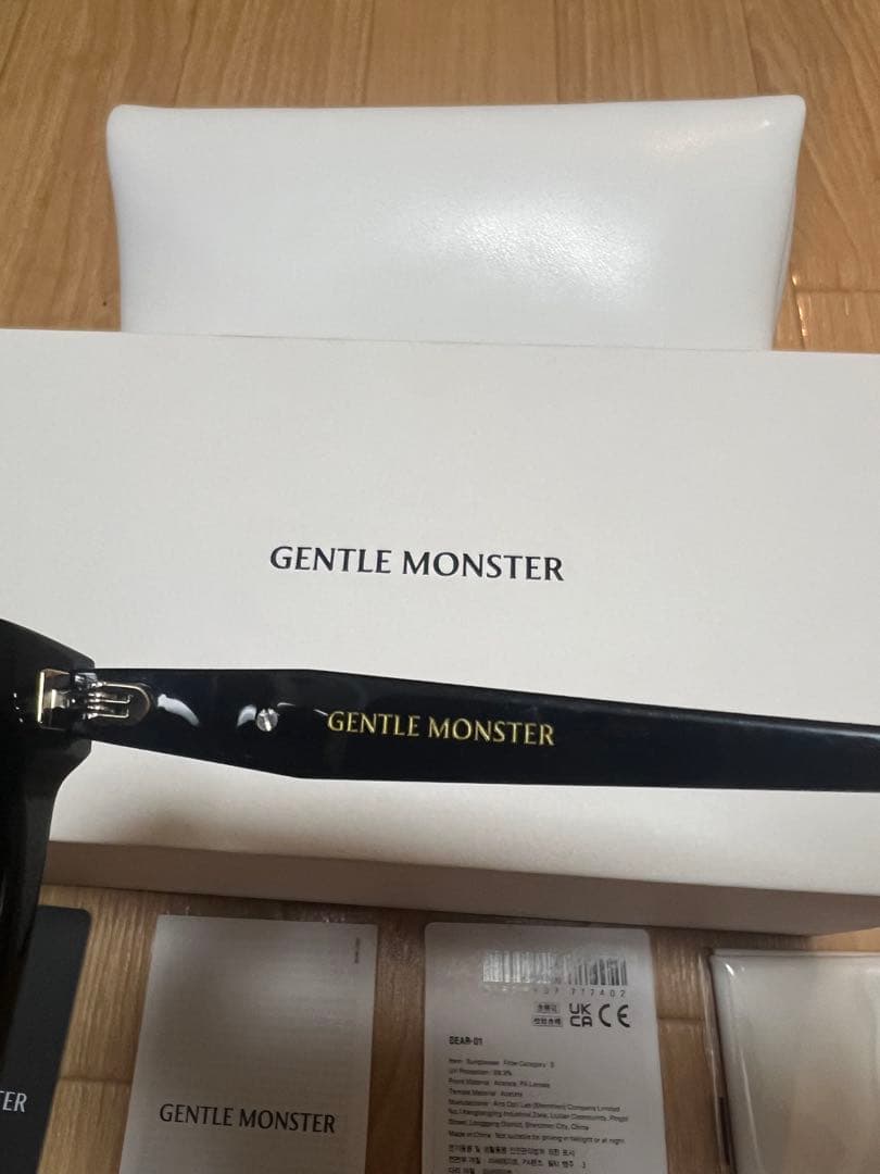 GENTLE MONSTER DEAR 01 ブラック サングラス