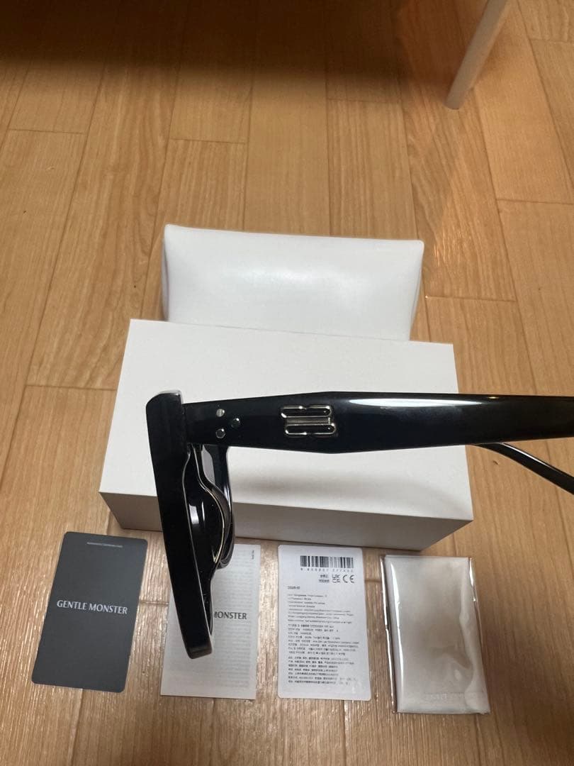 GENTLE MONSTER DEAR 01 ブラック サングラス