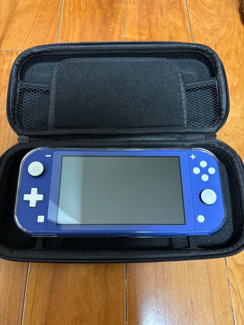 Nintendo Switch Lite ブルー ケース付き