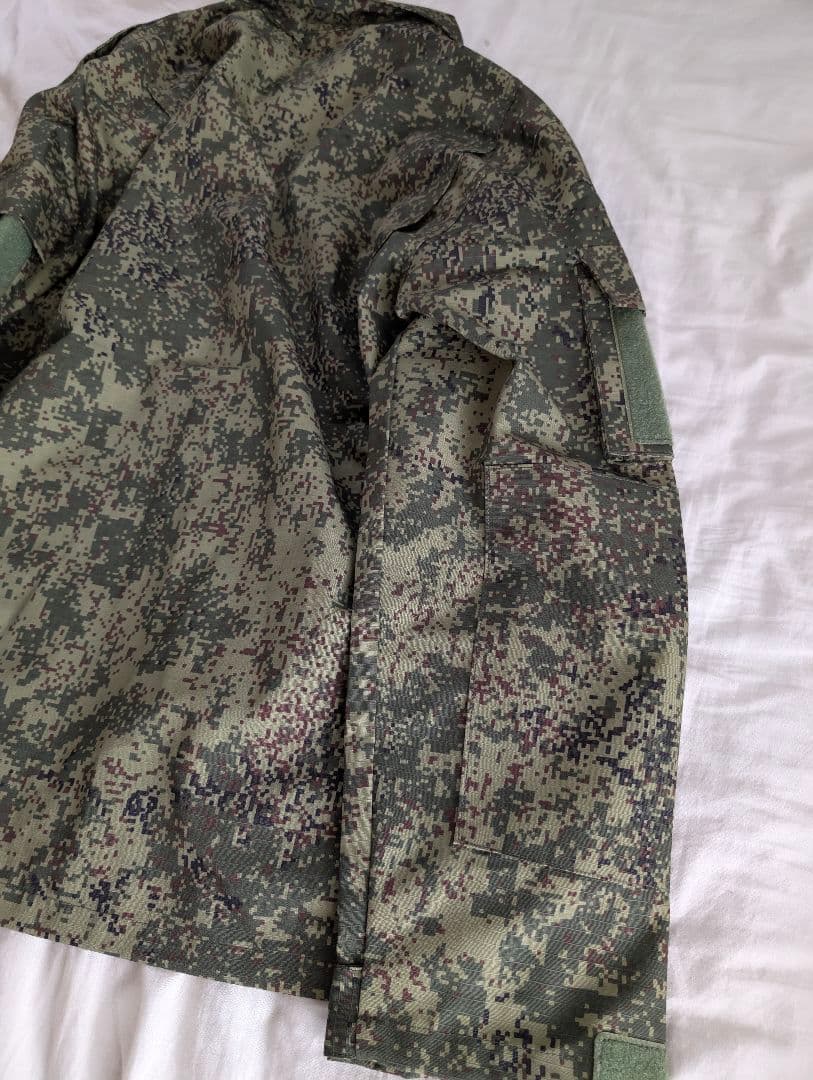 【今年最後の限界セール】【新品】ロシア軍　サバゲ　ロシア軍レイヤー4