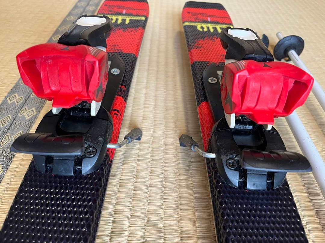 ATOMIC REDSTAR スキー板 子供用　110cm ストック付