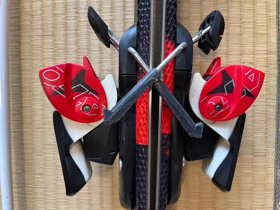 ATOMIC REDSTAR スキー板 子供用　110cm ストック付