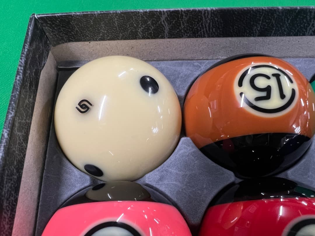 Belgian Aramith Balls BLACK アラミスブラック