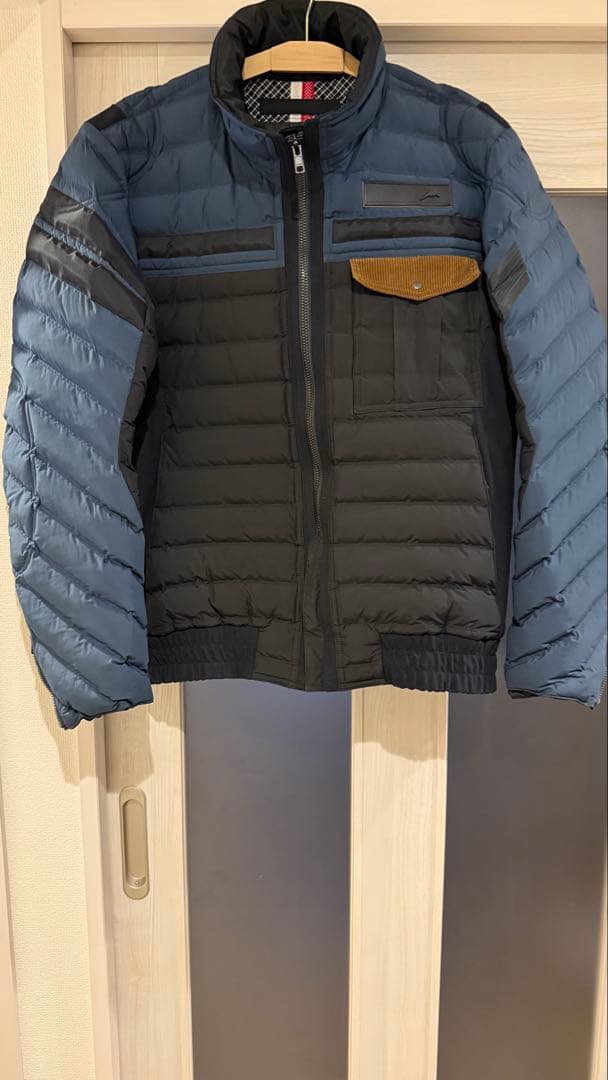 ダウンジャケット