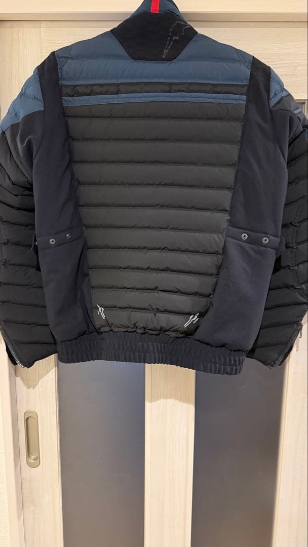 ダウンジャケット