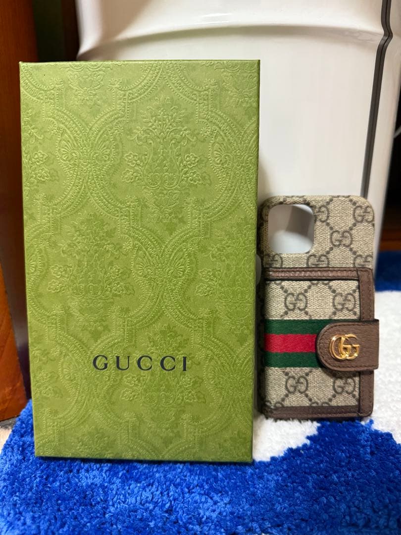 GUCCI GGキャンバス iPhone12ケース