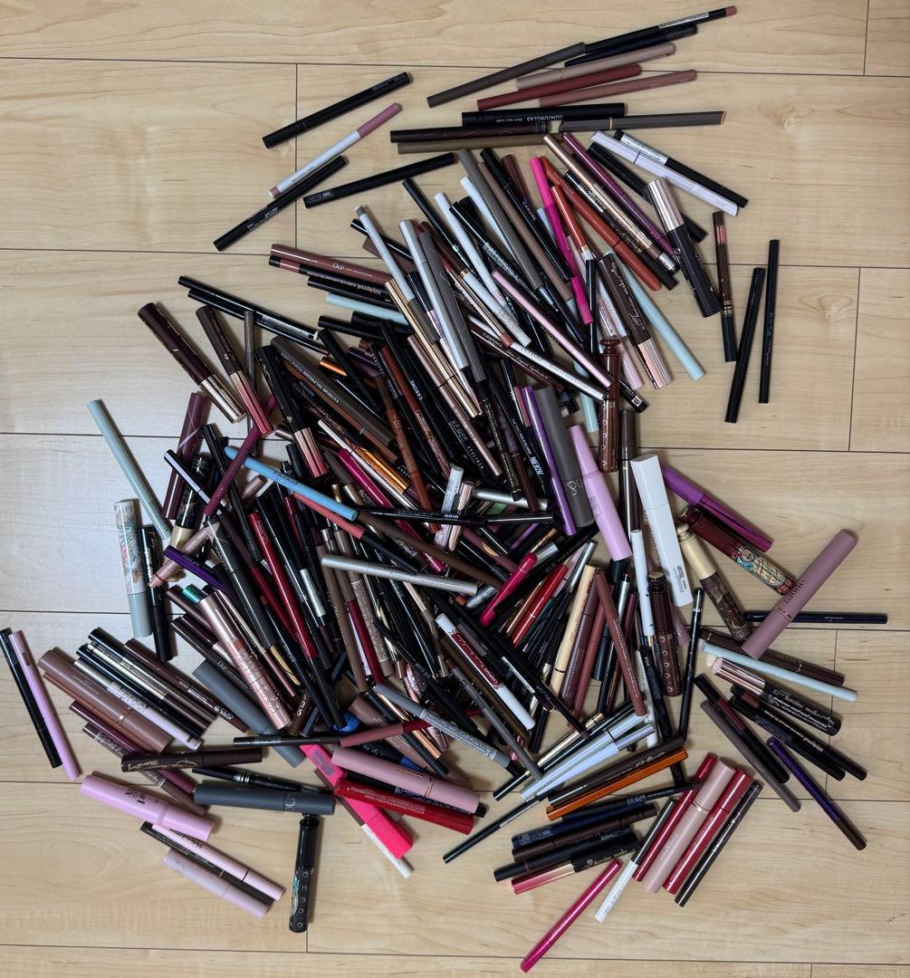 アイライナー マスカラ まとめ売り 約105本