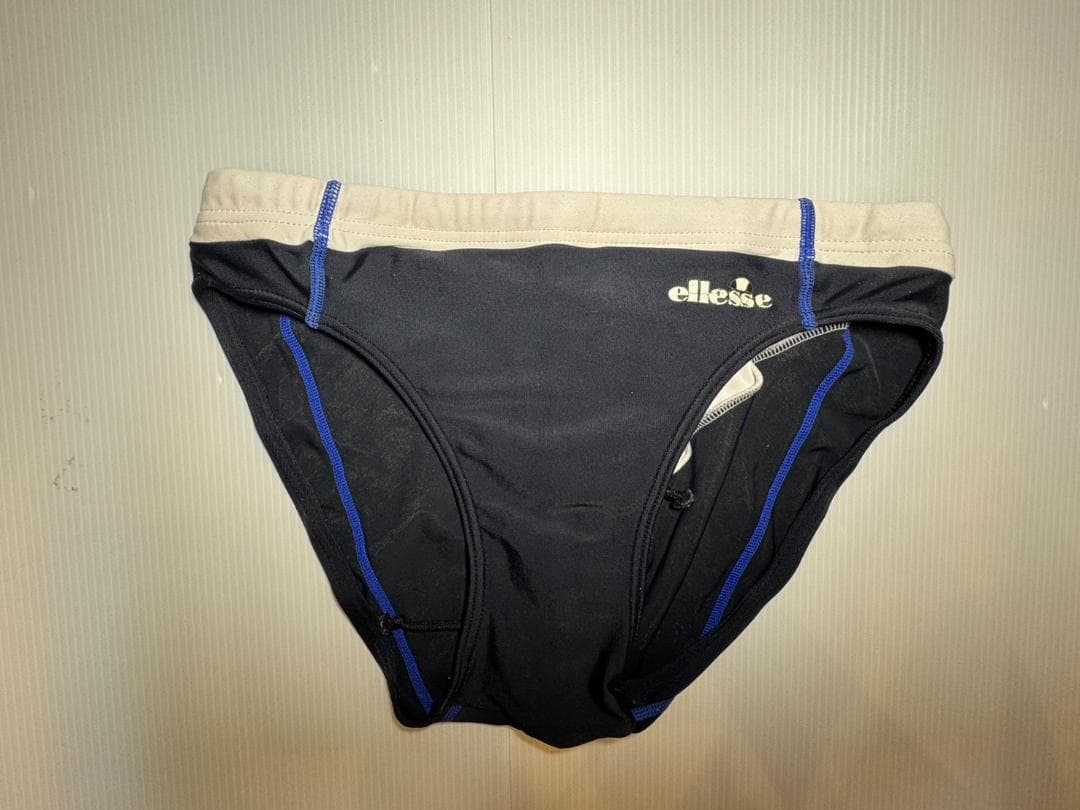 【MJ62】ellesse 指定　男子　競泳水着　Lサイズ