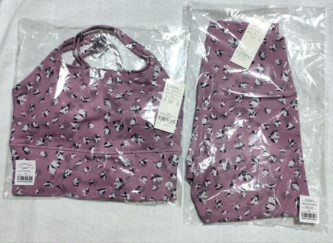 【SUKALA】フラワープリントレギンス＆ベーシックロゴブラトップ