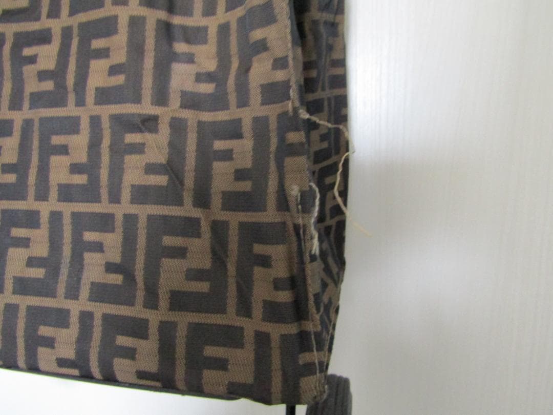 フェンディ（FENDI）　折り畳み　キャリーバッグ