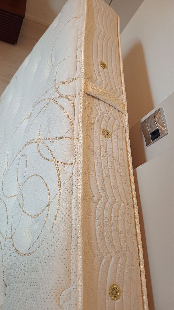 kei x x.F専用[シモンズ Simmons] ゴールデンバリュー