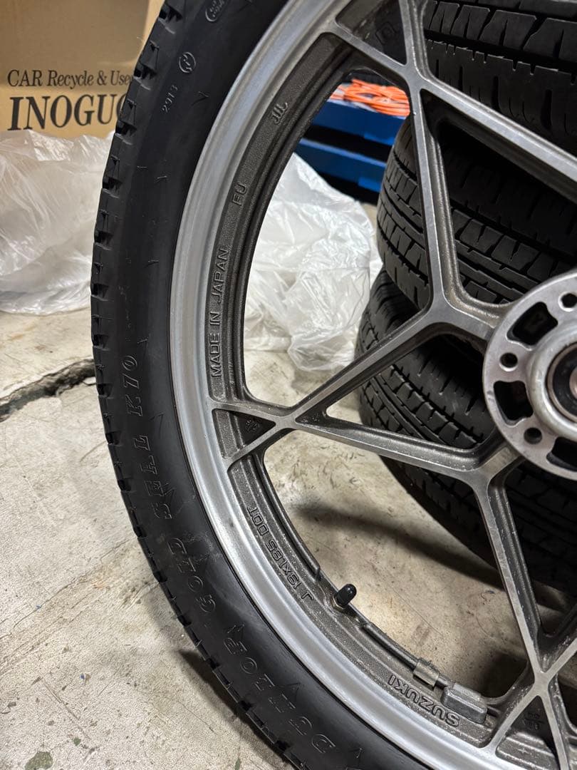 GSX400F 純正　フロント　星キャス　19インチ　ダブルディスク対応