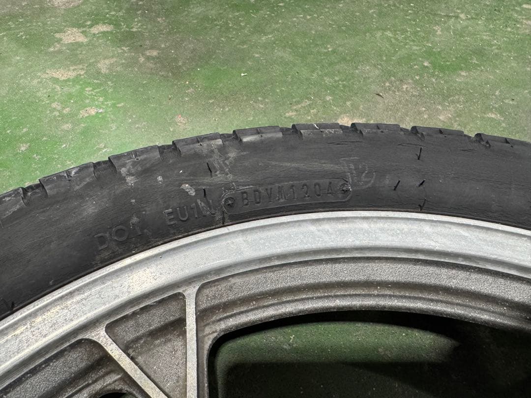 GSX400F 純正　フロント　星キャス　19インチ　ダブルディスク対応