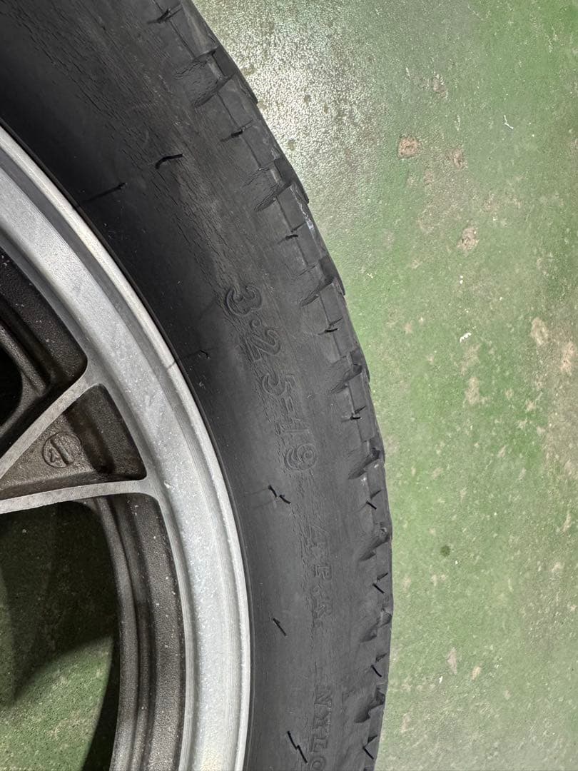 GSX400F 純正　フロント　星キャス　19インチ　ダブルディスク対応