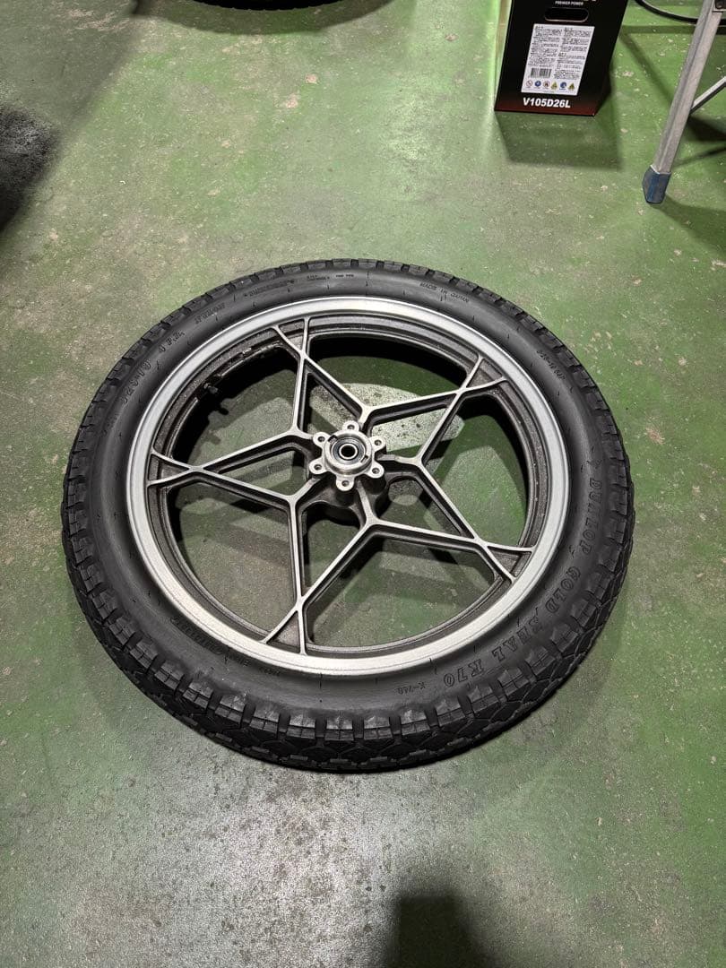 GSX400F 純正　フロント　星キャス　19インチ　ダブルディスク対応