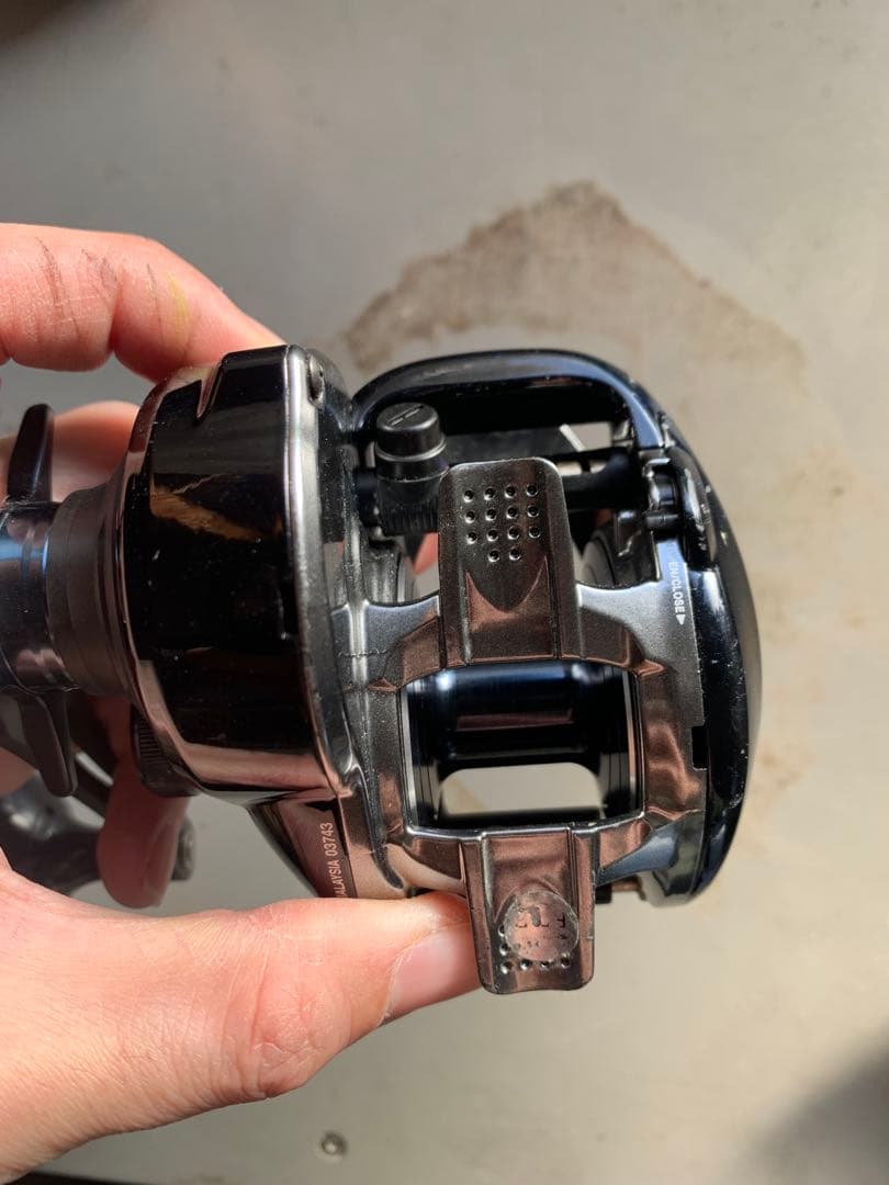 【最終値下げ　早い者勝ち】　シマノ　17グラップラー300HG