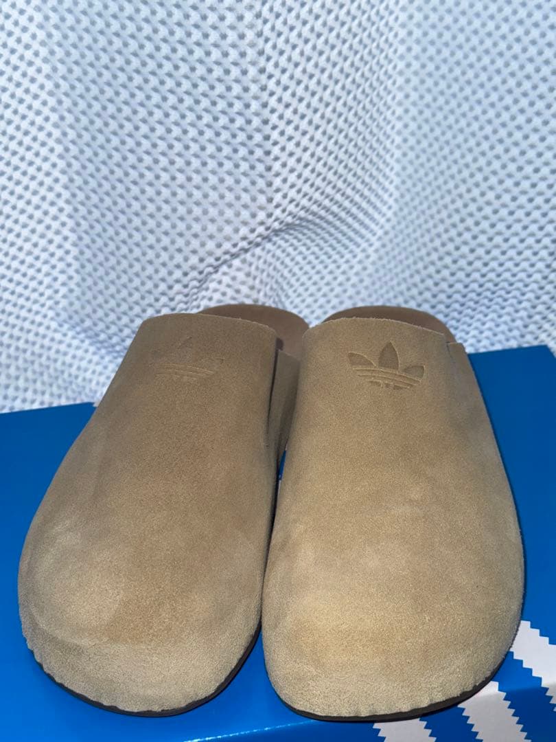 adidas レザーサンダル スエード調 グレージュ 26cm
