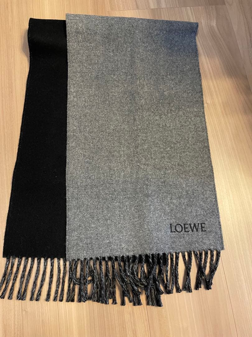 LOEWE リバーシブルマフラー グレー/ブラック