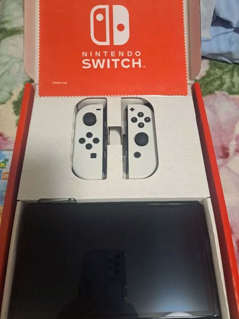 ぴ*け様 Nintendo Switch 本体 ホワイト Joy-Con付き