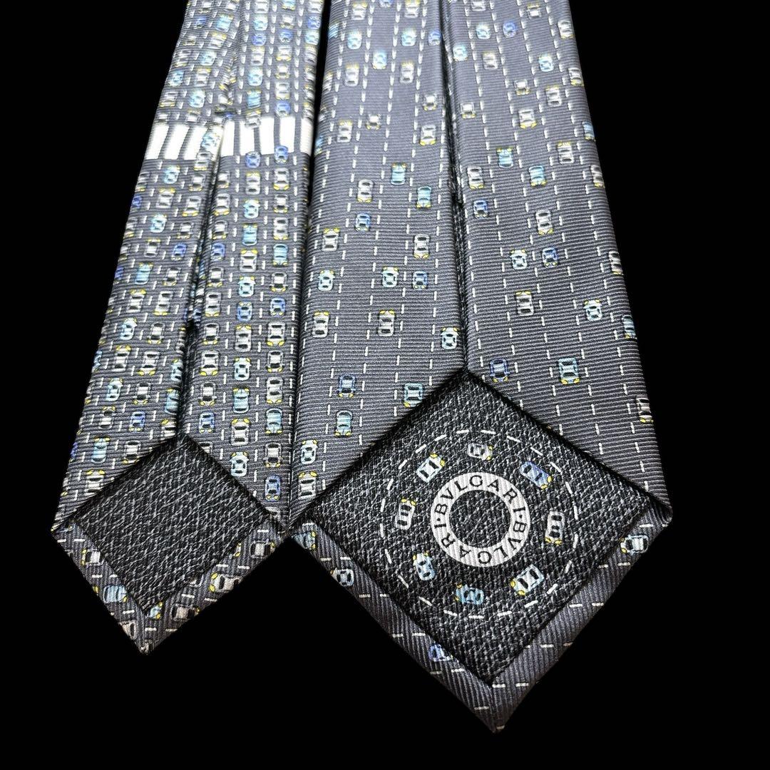 未使用 箱付 BVLGARI ブルガリ ネクタイ 車柄 イベント 年末年始