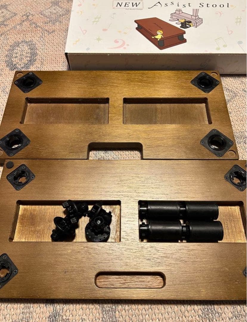 ピアノ　足台　Assist Stool 木製　ほぼ新品　美品