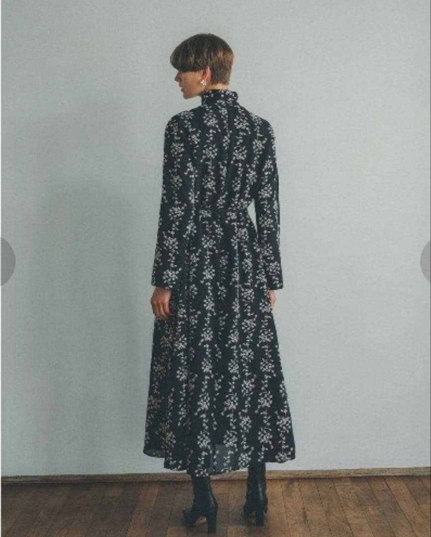 CLANE:クラネ　STRIPE FLOWER EMBROIDERYワンピース