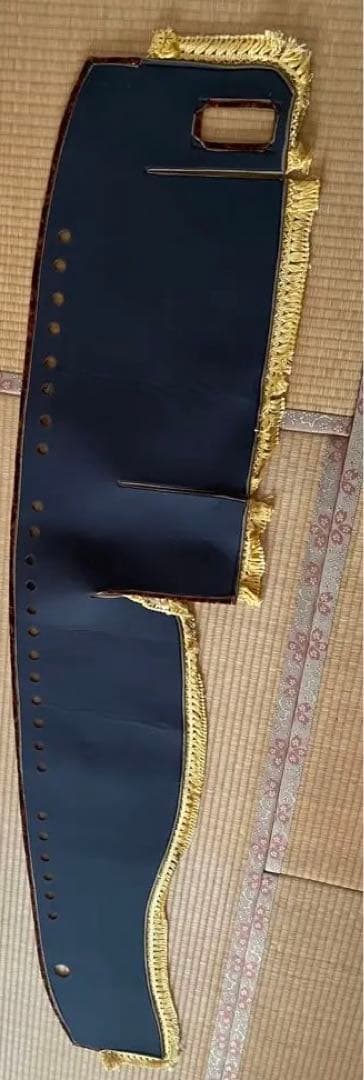 タ*ウ様 金華山ダッシュボードマット ローレルモケット 4tワイド