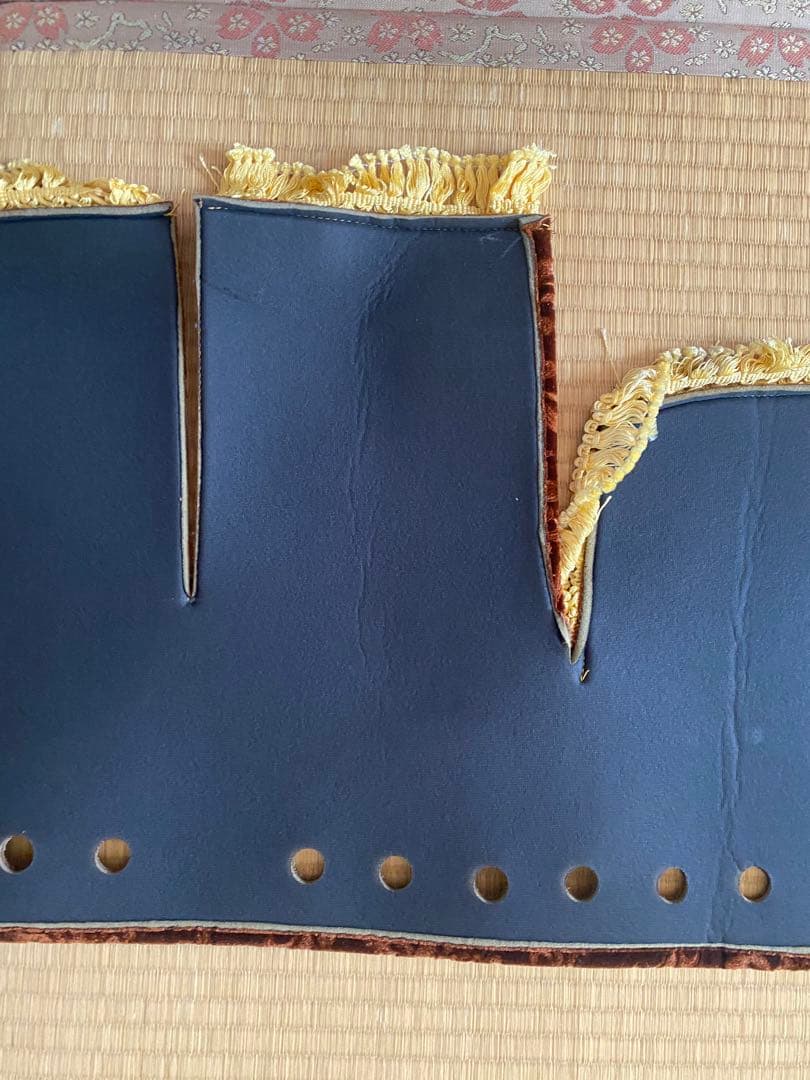 タ*ウ様 金華山ダッシュボードマット ローレルモケット 4tワイド