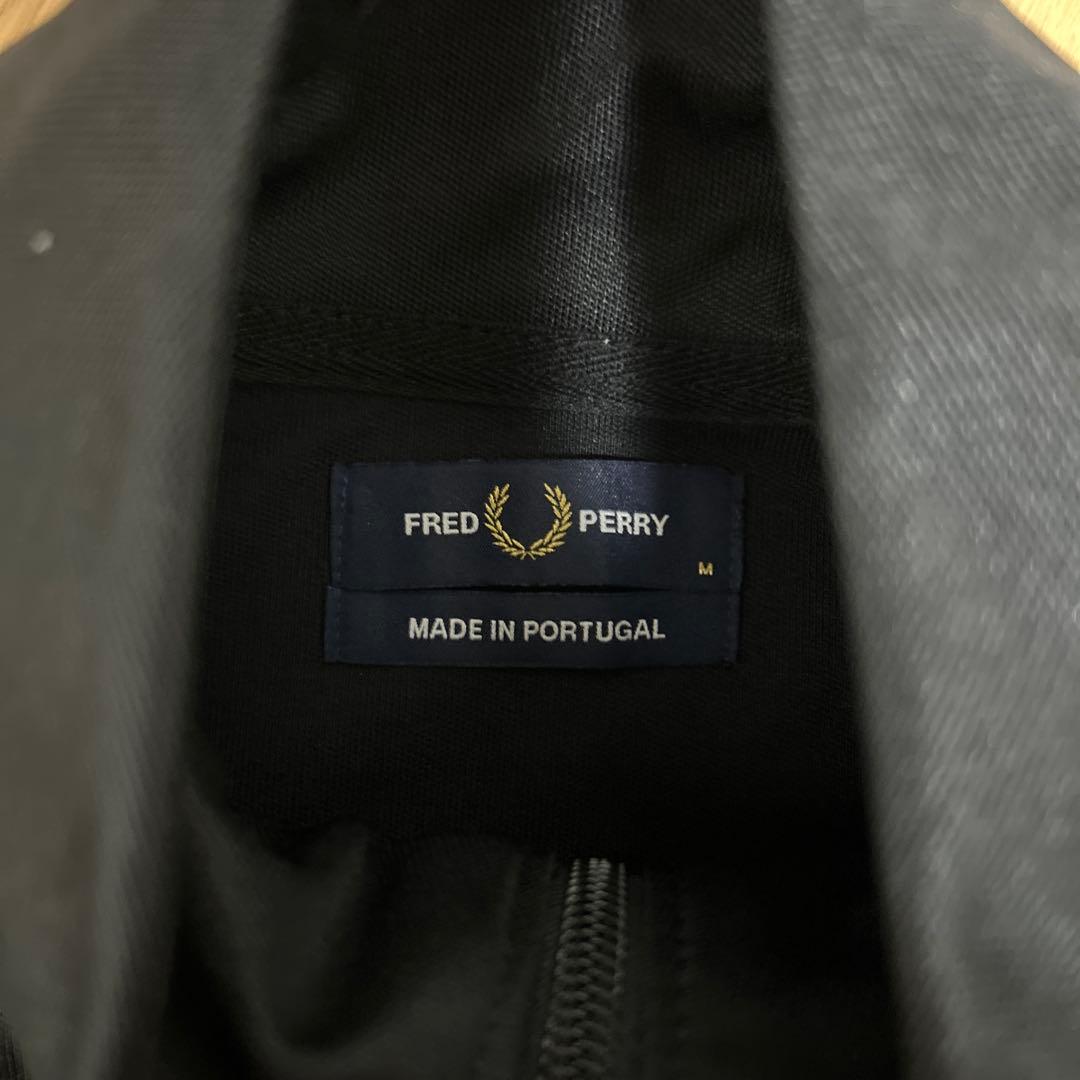 美品　FRED PERRY/フレッドペリートラックジャケット
