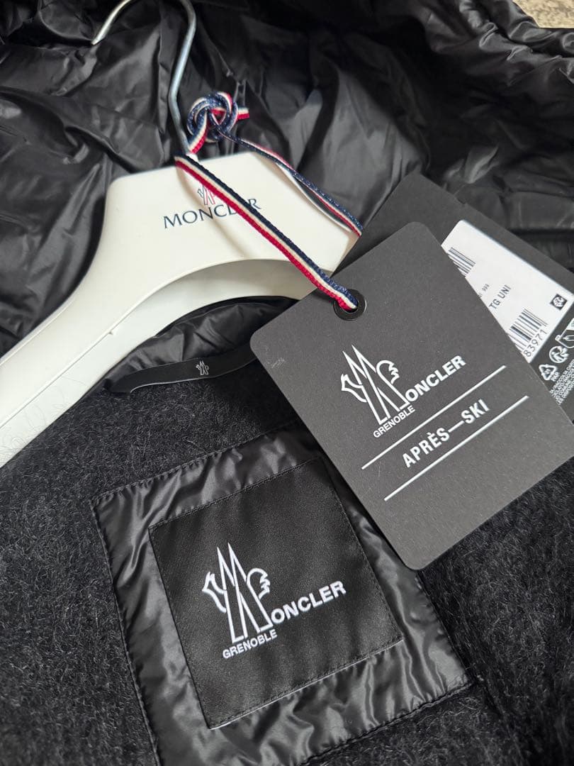 MONCLER GRENOBLE 2024/25秋冬 異素材MIXダウンポンチョ