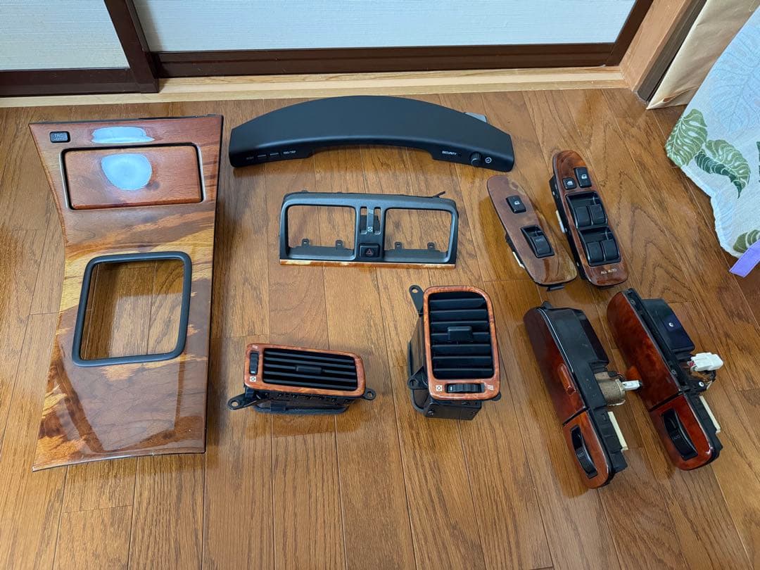 20セルシオ後期 エアコン吹き出し口 ウッドパネル 内装品
