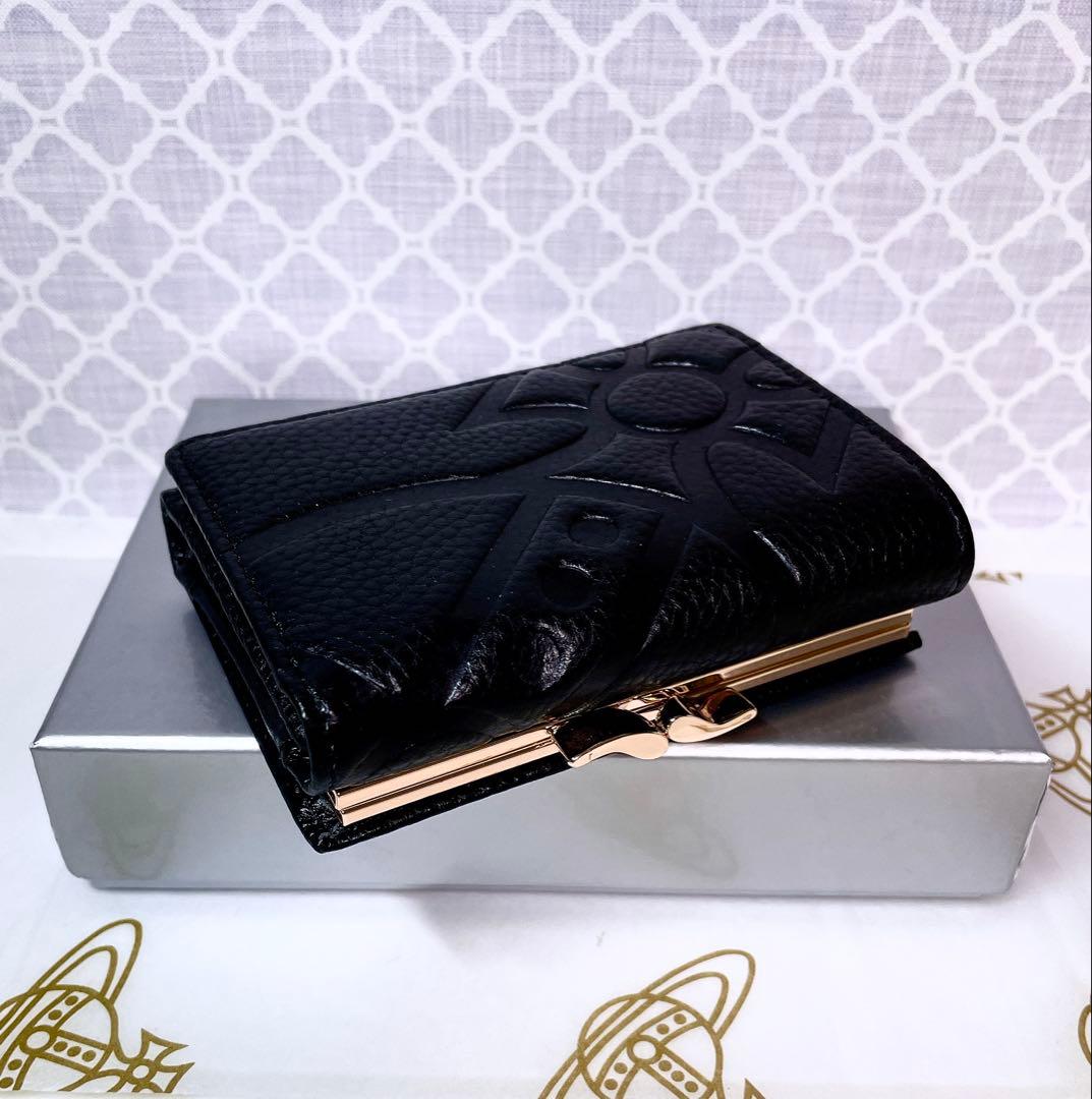 【魅力的☆ショッパー付】オーブ ヴィヴィアン・ウエストウッド 三つ折財布 黒