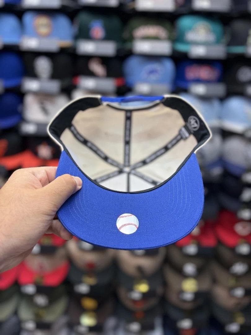 47 ドジャース 2025年ワールドチャンピオン記念キャップ サイズ調整可能