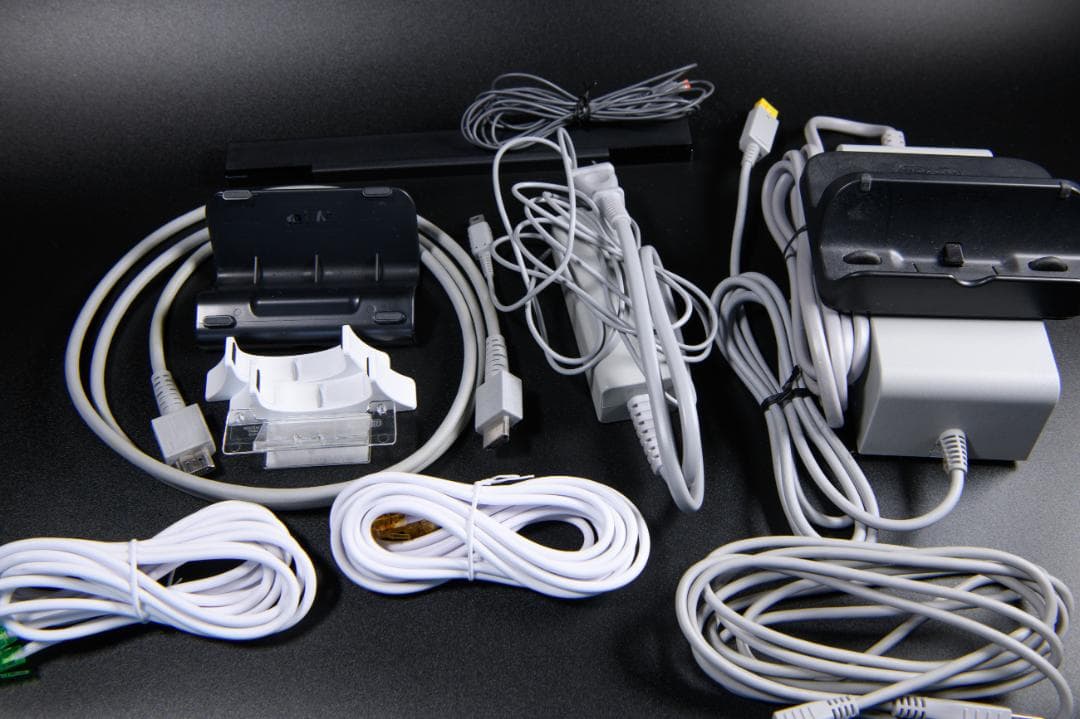 Wii U マリオカート8 セット シロ＋ソフト4点＋Wiiリモコンプラス等