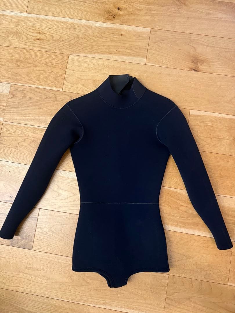 MARIA WETSUIT ロンスプ3ミリ