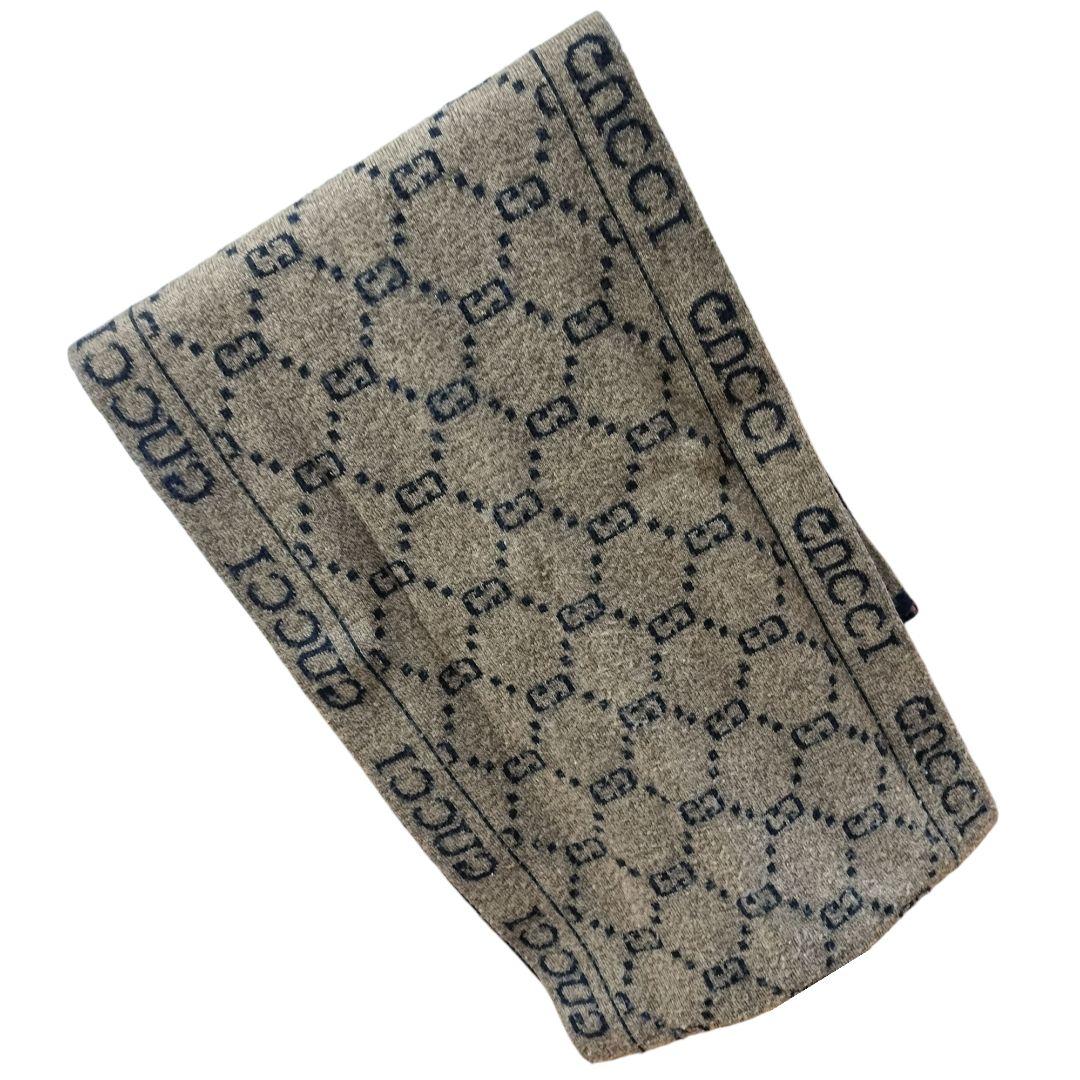 ⑫GUCCI リバーシブルマフラー