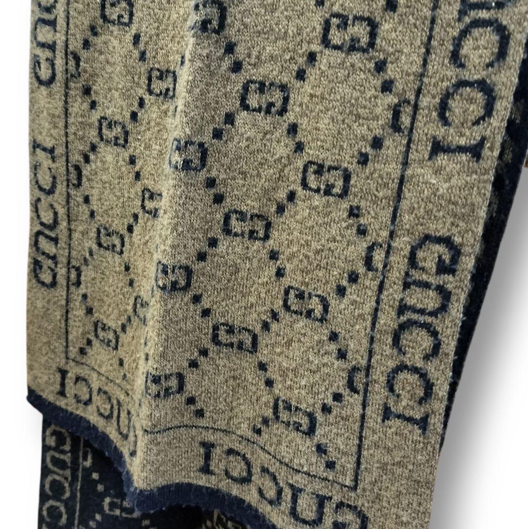 ⑫GUCCI リバーシブルマフラー