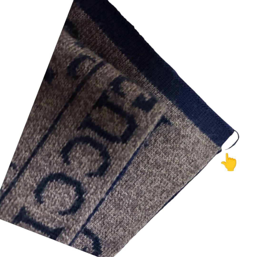 ⑫GUCCI リバーシブルマフラー