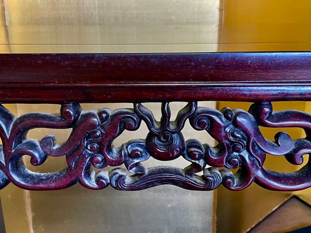 「母」 中国美術 龍唐草彫 祭壇 テーブル 19世紀～唐木 紫檀 飾り台 花台